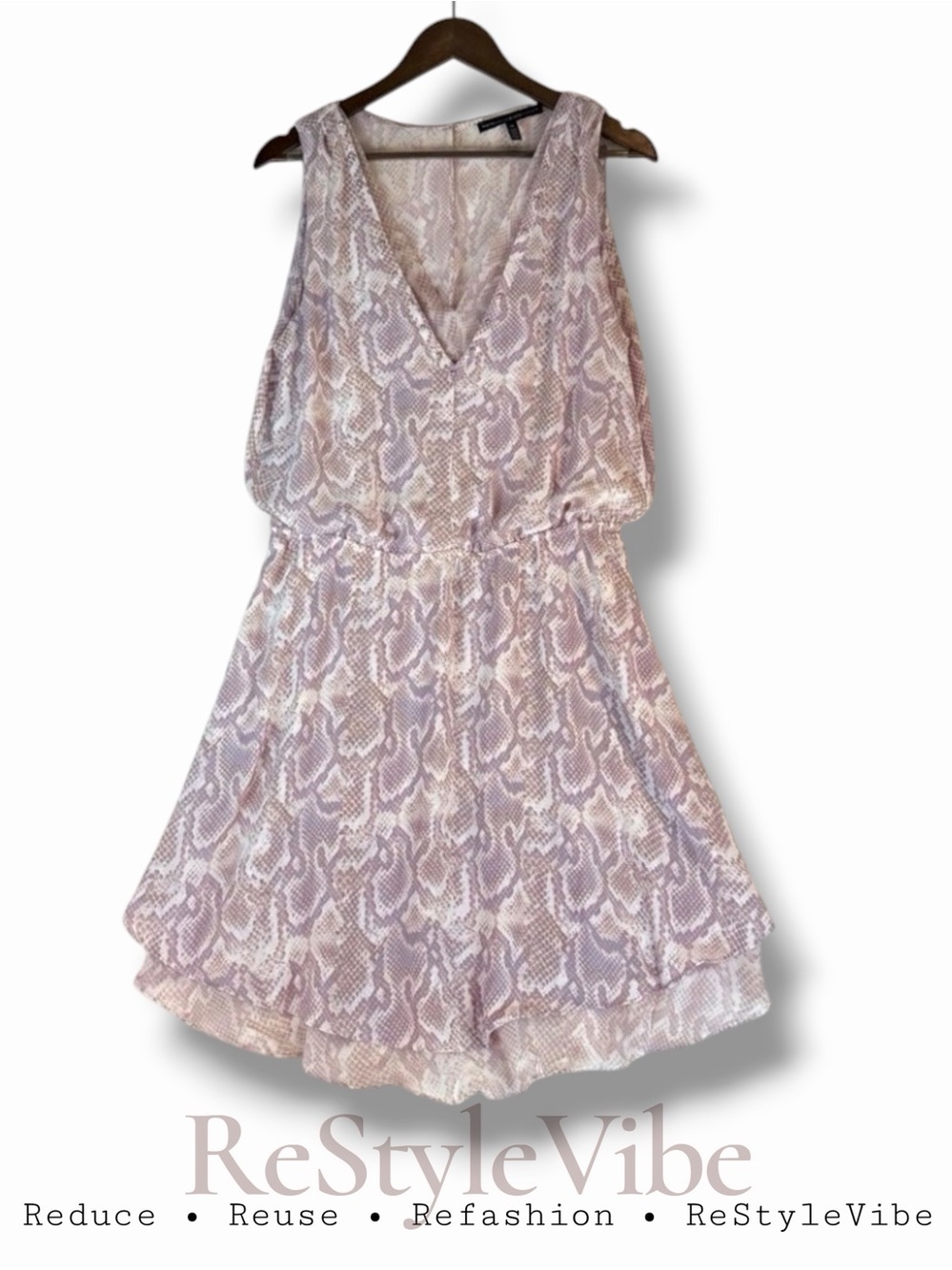 WHITE HOUSE BLACK MARKET Women’s Size 14 Dress Knee Length Snakeskin Pattern